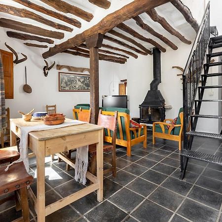 Casa Rural El Fuerte De Atabuey Trevelez Ngoại thất bức ảnh