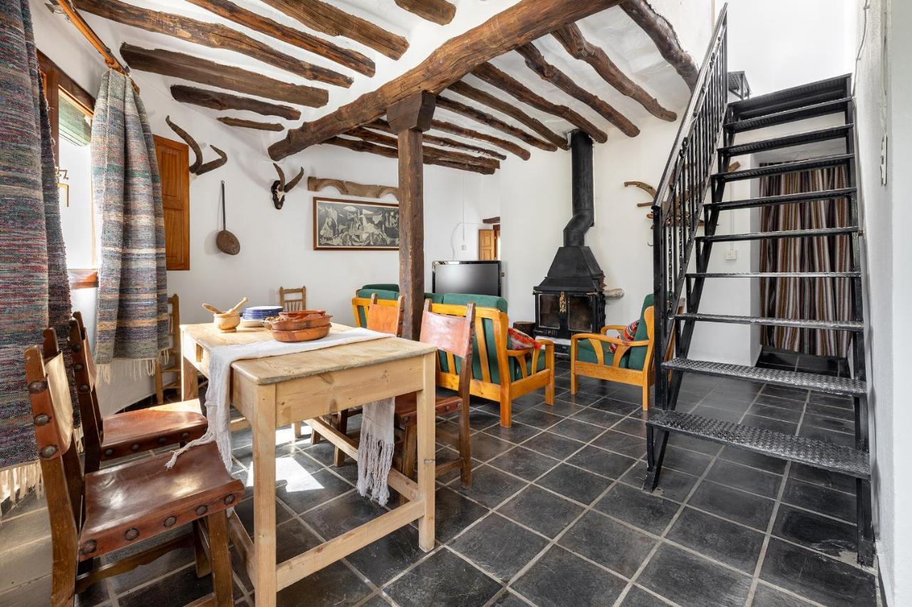 Casa Rural El Fuerte De Atabuey Trevelez Ngoại thất bức ảnh