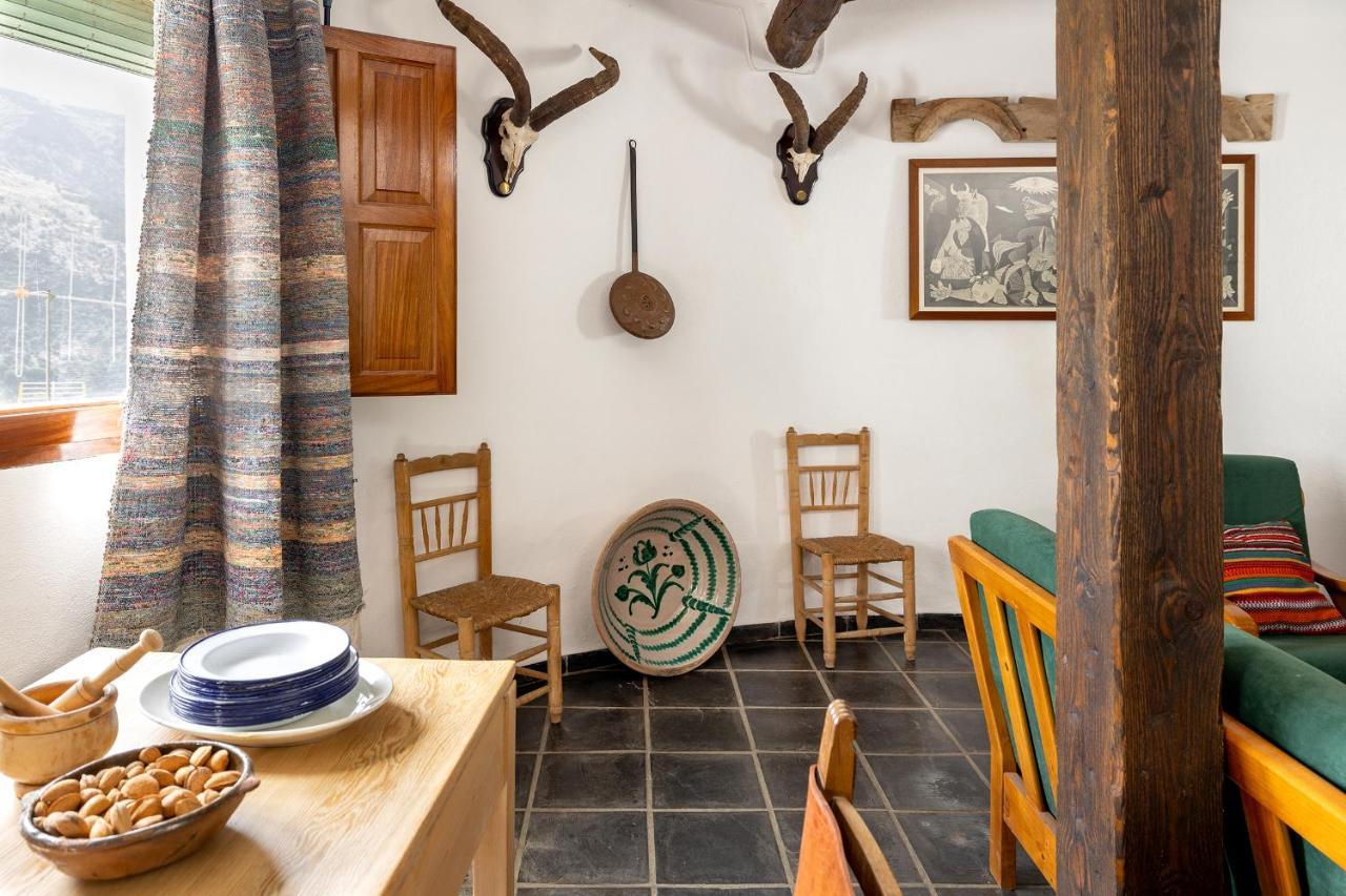 Casa Rural El Fuerte De Atabuey Trevelez Ngoại thất bức ảnh