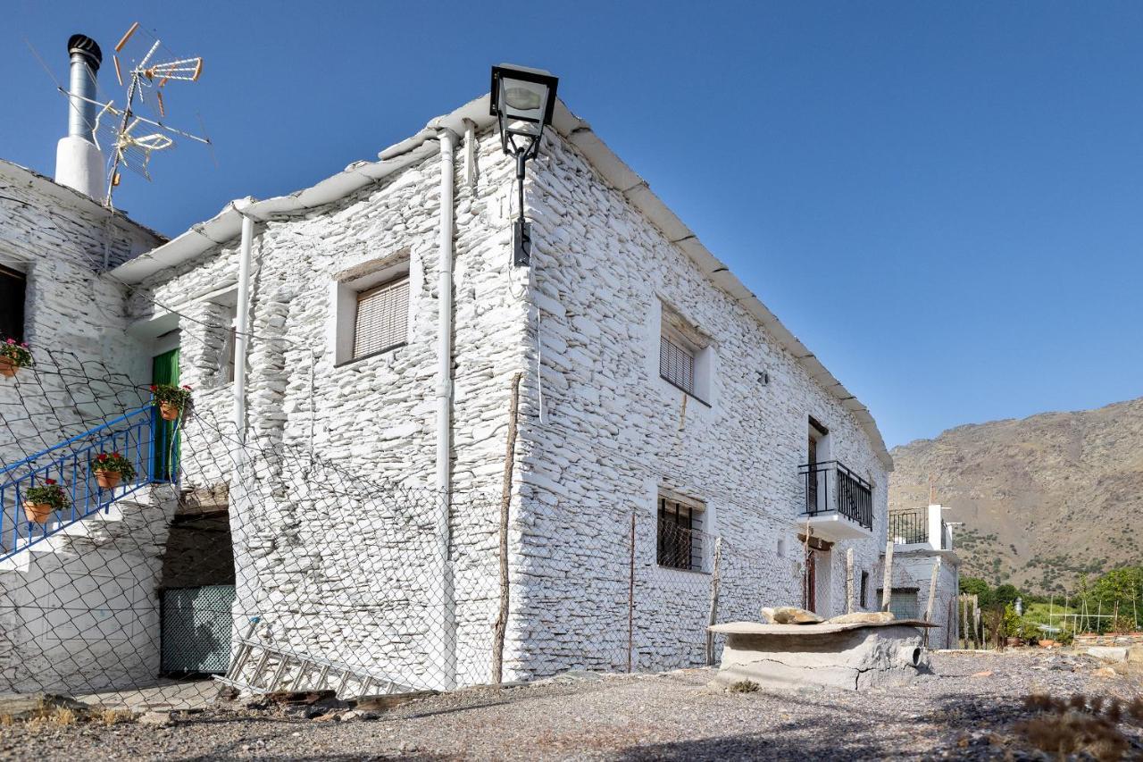 Casa Rural El Fuerte De Atabuey Trevelez Ngoại thất bức ảnh